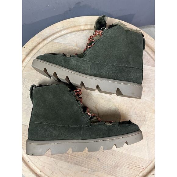 Bernardo Dana Green Suede Boot Womens 6.5 Sherpa lined Lace up Outdoors - Picture 9 of 9